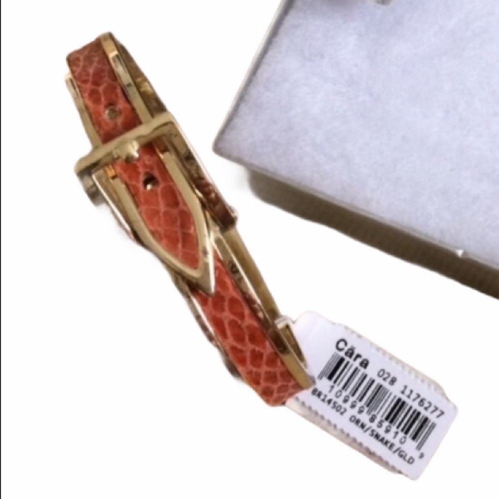 Cara Belt bracelet with leather snakelike inlay